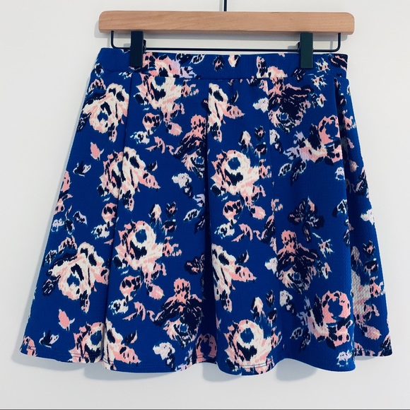 Joe B Dresses & Skirts - JOE B by Joe Benbasset Blue Floral Skirt